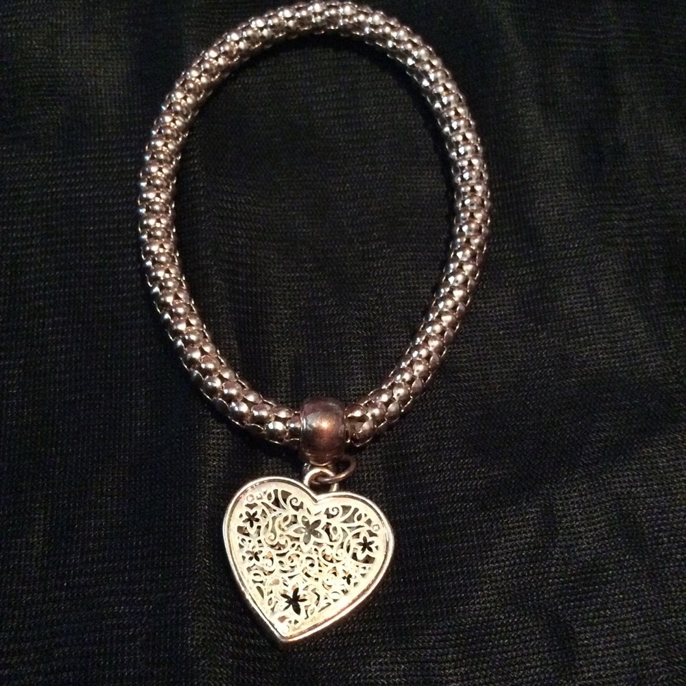 Fashion Stretch Bracelet with Heart Charm